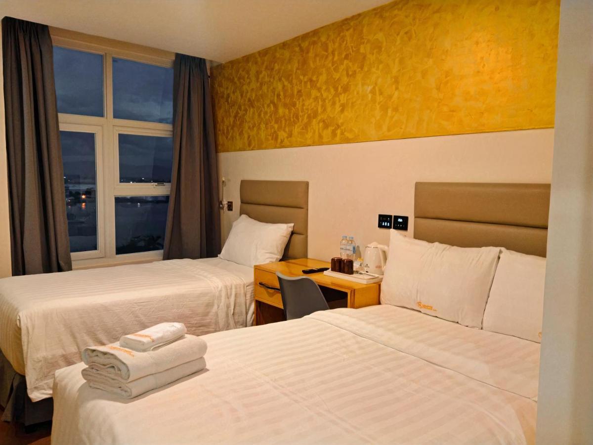 Sempre Premier Inn - Mactan Airport Hotel Lapu-Lapu City Exterior photo